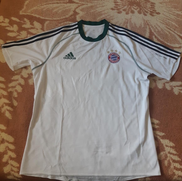Adidas Bayern Munich 2013-14 'Formotion' Adidas Training Shirt/Jersey - Picture 1 of 16